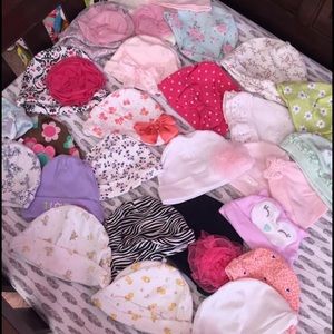 NB Hats, mittens & brand new ruffle socks